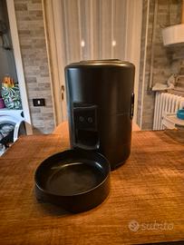 Dispenser Automatico Cibo Gatti/Cani -Wi-Fi e Pro