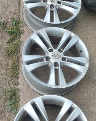 cerchi. in lega da 16 Opel Astra - 5×105 7×16 ET41