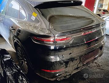 Ricambi PORSCHE CAYENNE kit