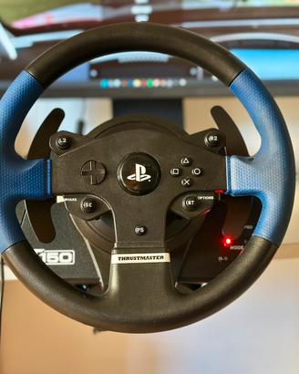 Volante e pedaliera videogioco