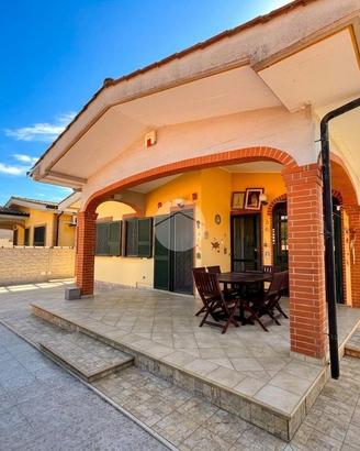 VILLA SINGOLA A ARDEA