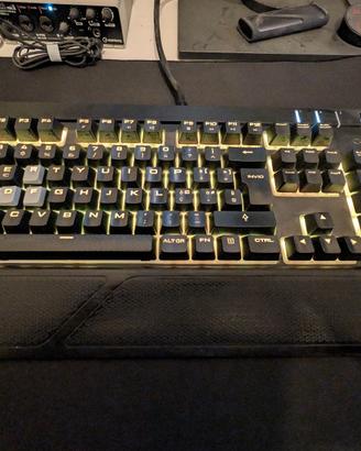 STRAFE RGB Tastiera Meccanica Gaming CHERRY MX red