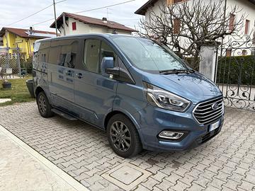 Ford Tourneo Custom Titanium 2.0 TDCi 185cv