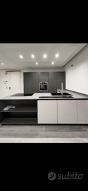 Cucina con penisola