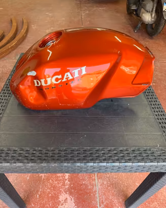 Serbatoi Ducati Monster 900 anni ‘90