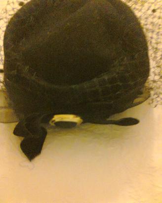 cappello da cerimonia con veletta nero