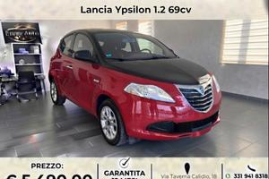 Lancia Ypsilon 1.2 69 CV 5 porte S&S Black&Red