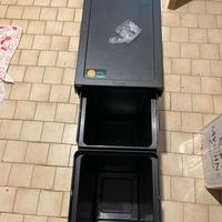 Cassetto porta spazzatura sotto lavabo