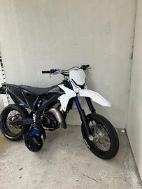 SuzukiValenti sm 50 2023 am6 50cc