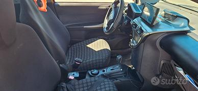 Toyota iQ Arancione – Riverniciata – Nessun lavoro