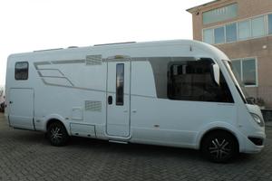 HYMER B 704 LETTO MATRIMONIALE IN CODA