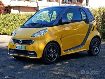 SMART ForTwo 1000 52 kW MHD coupé passion