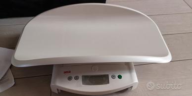 Bilancia neonati Seca con borsa