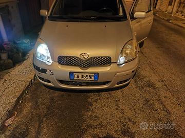 Toyota Yaris MK1 D4-D Expo clima 2005