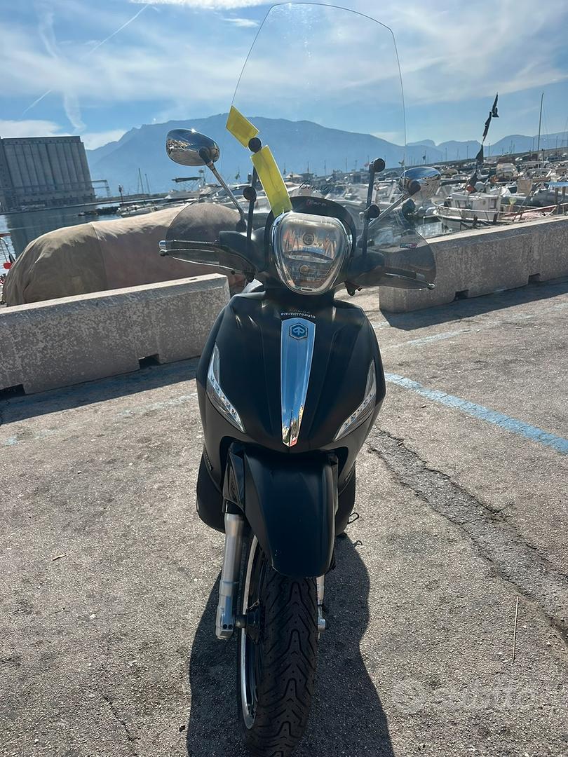Beverly Police Moto e Scooter In vendita a Napoli