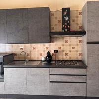 Cucina completa di elettrodomestici