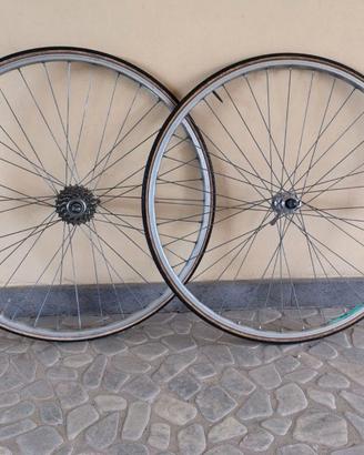 Ruote corsa copertoncino 28