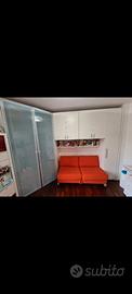 Cameretta a ponte con cabina e divano letto