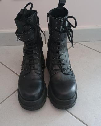 Stivaletto Pinko Pelle nero n.37