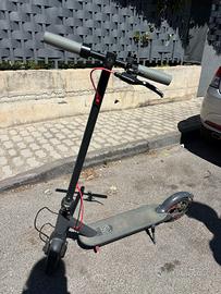 monopattino elettrico aovoo pro