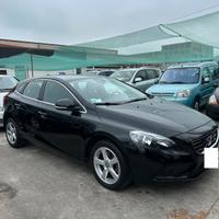 Volvo V40 T2 R-design Kinetic 2.0 Benzina ok neo p