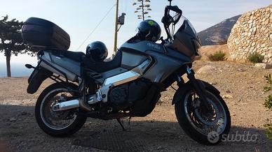 Aprilia Caponord ETV 1000, 2004, Grigio metallizza