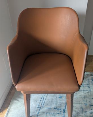 Poltroncina vintage in ecopelle anni '70