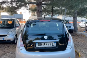 Lancia Ypsilon neopatentati