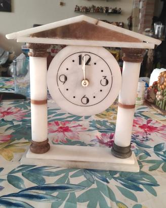 orologio di marmo