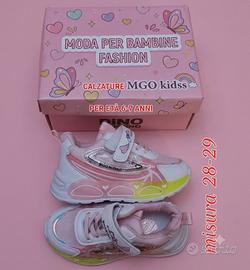 Scarpe Da Ginnastica Bambina n.28/29 nuovo