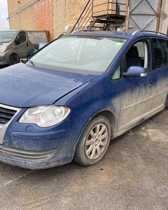 Ricambi Volkswagen Touran 2.0 TDI 140cv del 2003