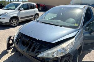 Auto incidentata