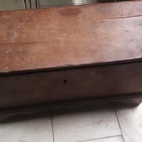 antica piccola cassapanca 