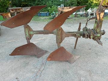 Giardino. Aratro piccolo per 50-70cv