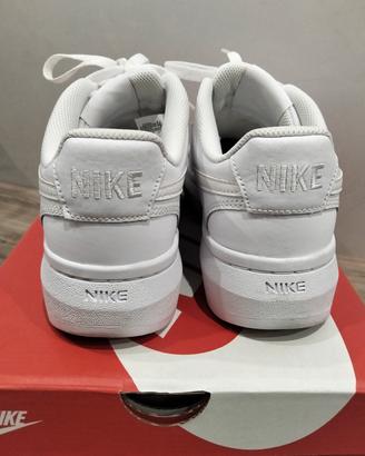 Nike court vision alt ltr bianche
