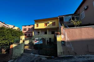Ampia Villa Semindipendente Bifamiliare