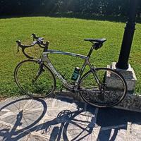 bici da corsa/strada bianchi c2c Ful carbonio XL.