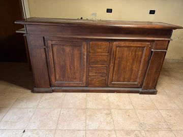 Credenza