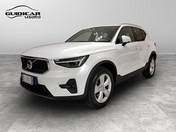 VOLVO XC40 2023 - XC40 2.0 b3 Core auto