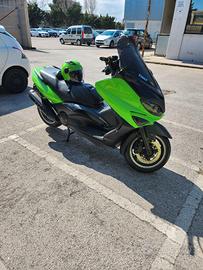 Moto tmax
