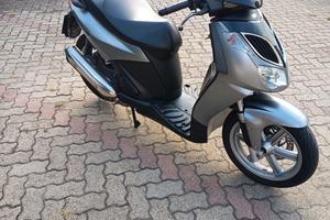Aprilia sport city 200