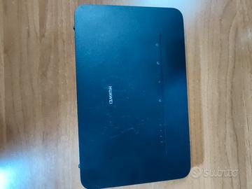 Huawei B535-235 (LTE Cat.7)
