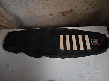 copertina sella Husqvarna FC 350