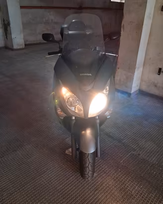 Honda SW-T400