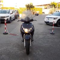 PIAGGIO Beverly 250 Anno