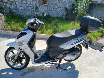 Scooter Logik 125 Keeway