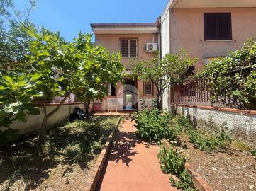 VILLA A SCHIERA A SCALEA