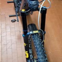 Parafango fibra di carbonio per Ohlins rfx 36/38 d
