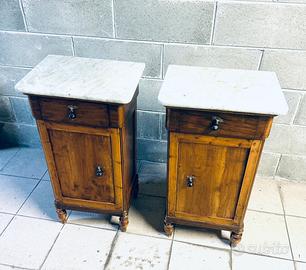 Comodini antichi in stile Luigi Filippo