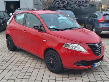 Lancia Ypsilon 1.2 69 CV 5 porte Elefantino